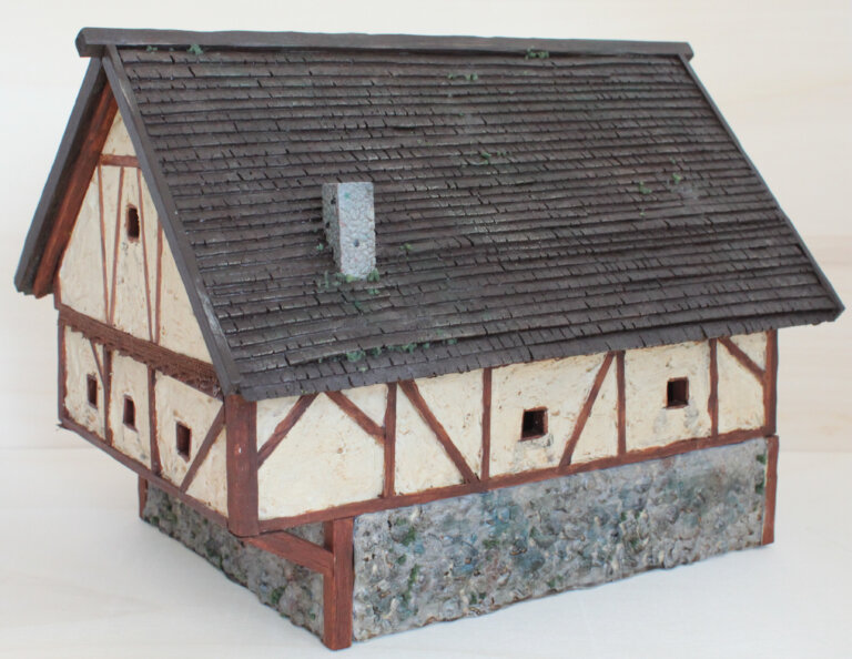 Großes Haus rechts hinten